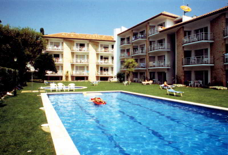 Apartamentos Sunway Apollo Sitges Exterior photo