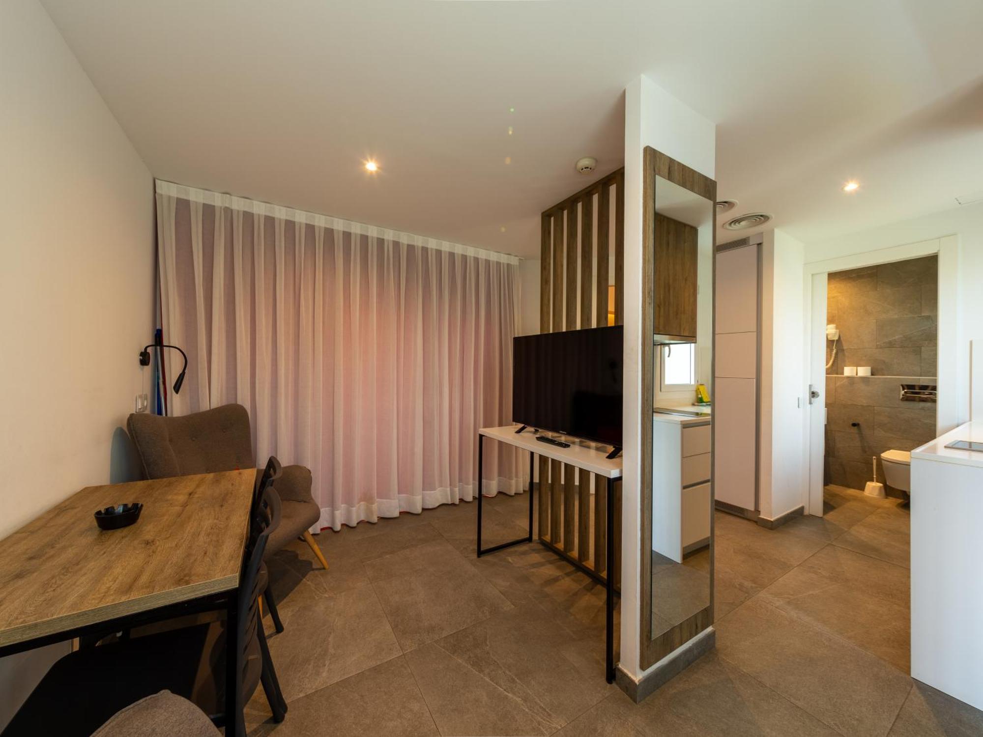 Apartamentos Sunway Apollo Sitges Exterior photo
