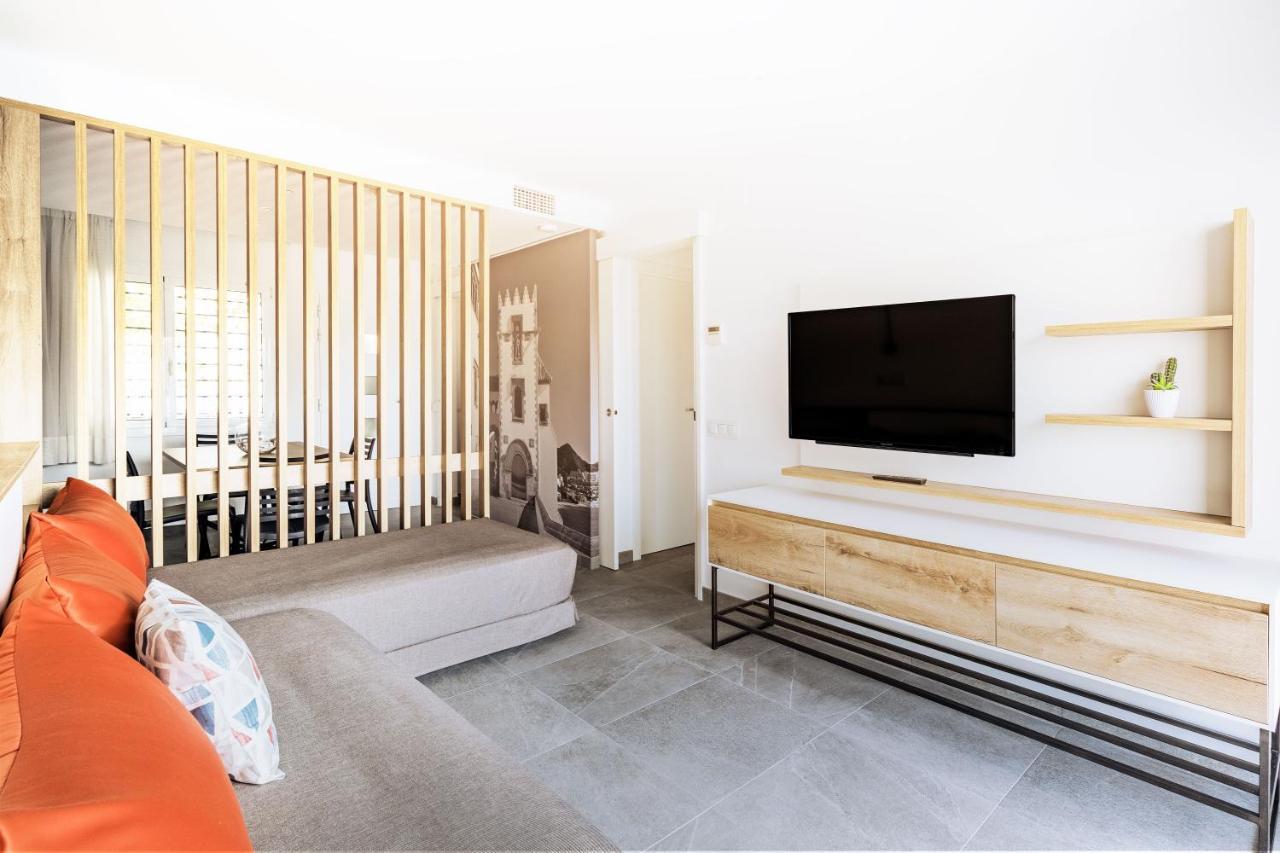 Apartamentos Sunway Apollo Sitges Exterior photo