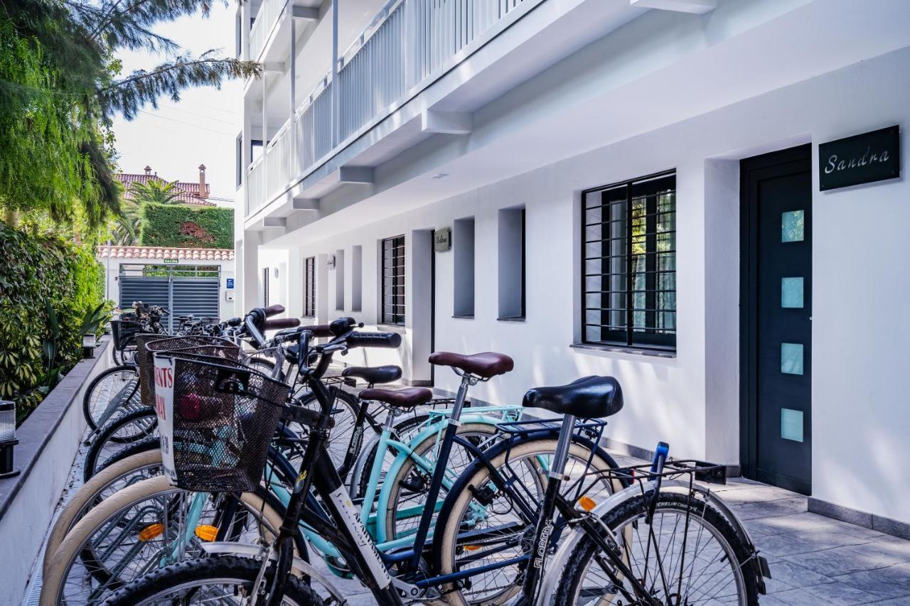 Apartamentos Sunway Apollo Sitges Exterior photo