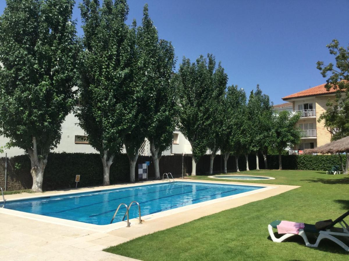 Apartamentos Sunway Apollo Sitges Exterior photo