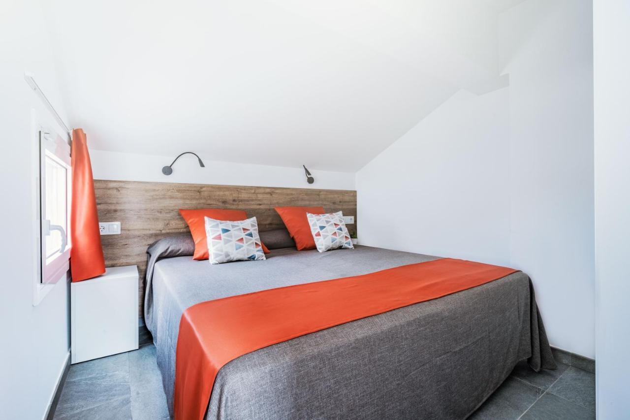 Apartamentos Sunway Apollo Sitges Exterior photo
